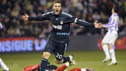 亚洲体坛巨星跨界同框！孙兴慜观战MLB偶遇大谷翔平，球迷沸腾