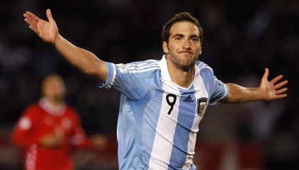 罗马诺深夜神秘推文引爆足坛，加纳乔未来或将迎来巨变？