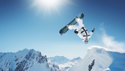 竞逐巅峰，TES力克iG锁定全球总决赛三号种子，iG跌入冒泡赛生死战