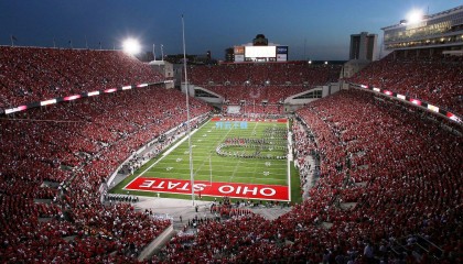 吉列尔梅道出绿茵生存秘诀 揭秘选择12号球衣背后的深意