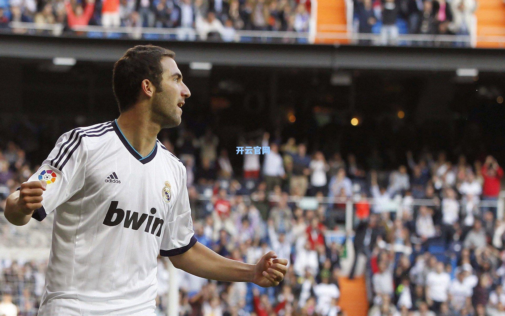 高管教练投票:绿军力压掘金夺冠 5年后东契奇最强