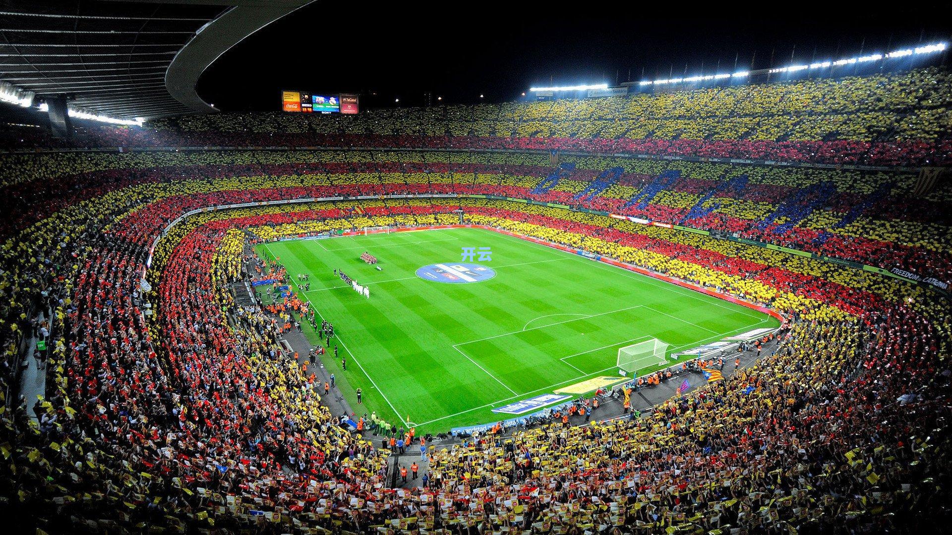 欧冠上演戏剧之夜!麦克托米奈81分钟绝平救主,那不勒斯少帅染红激战领头羊